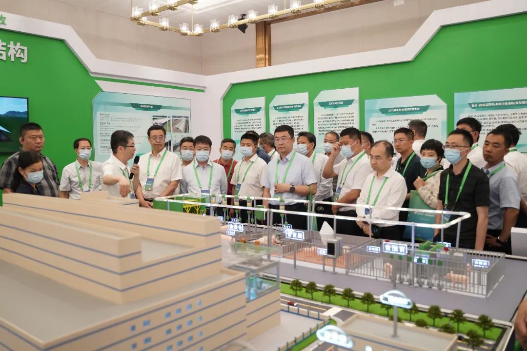 展会现场1.jpg